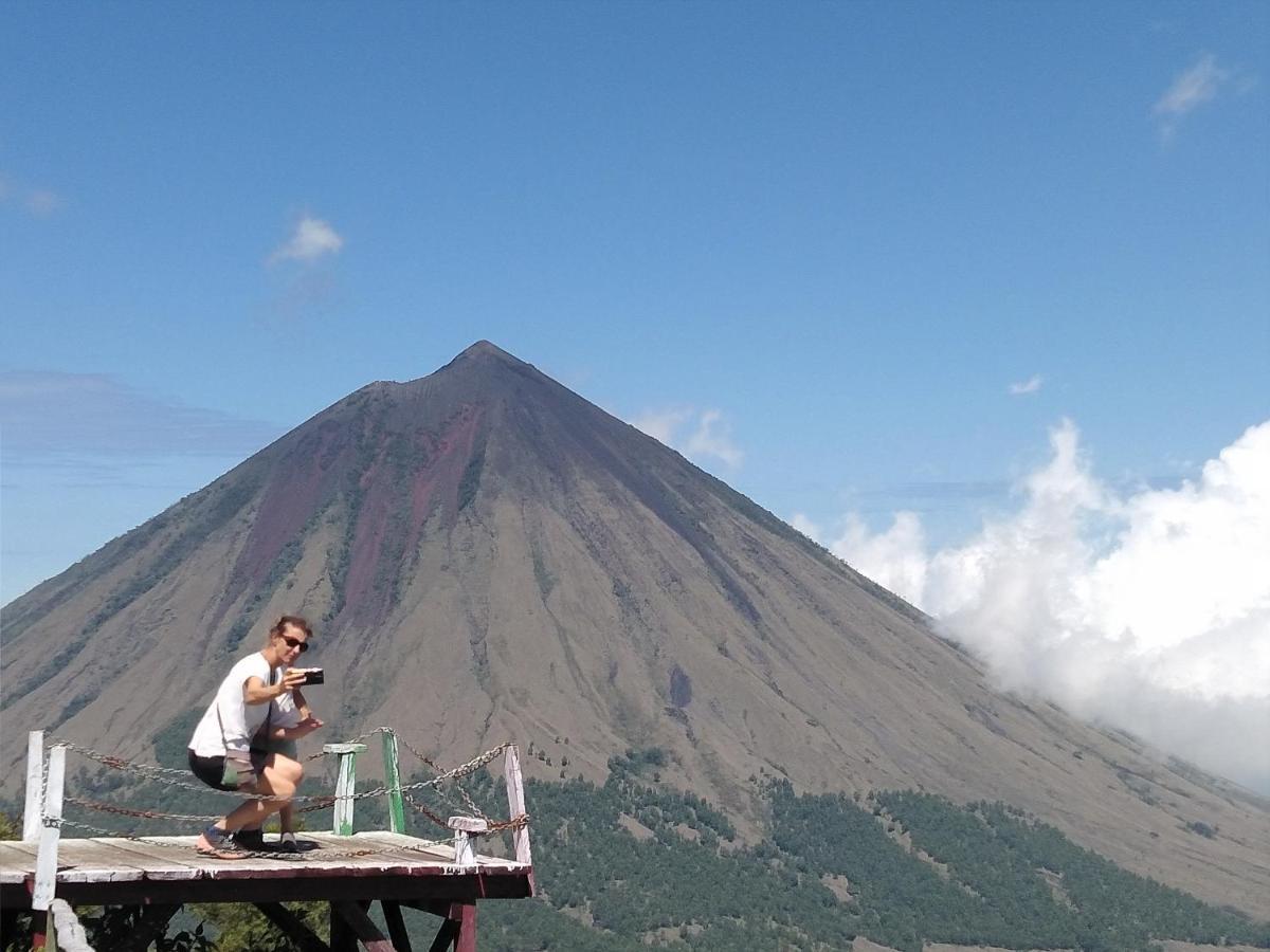 Arnolds Familly Homestay Bajawa Ngoại thất bức ảnh