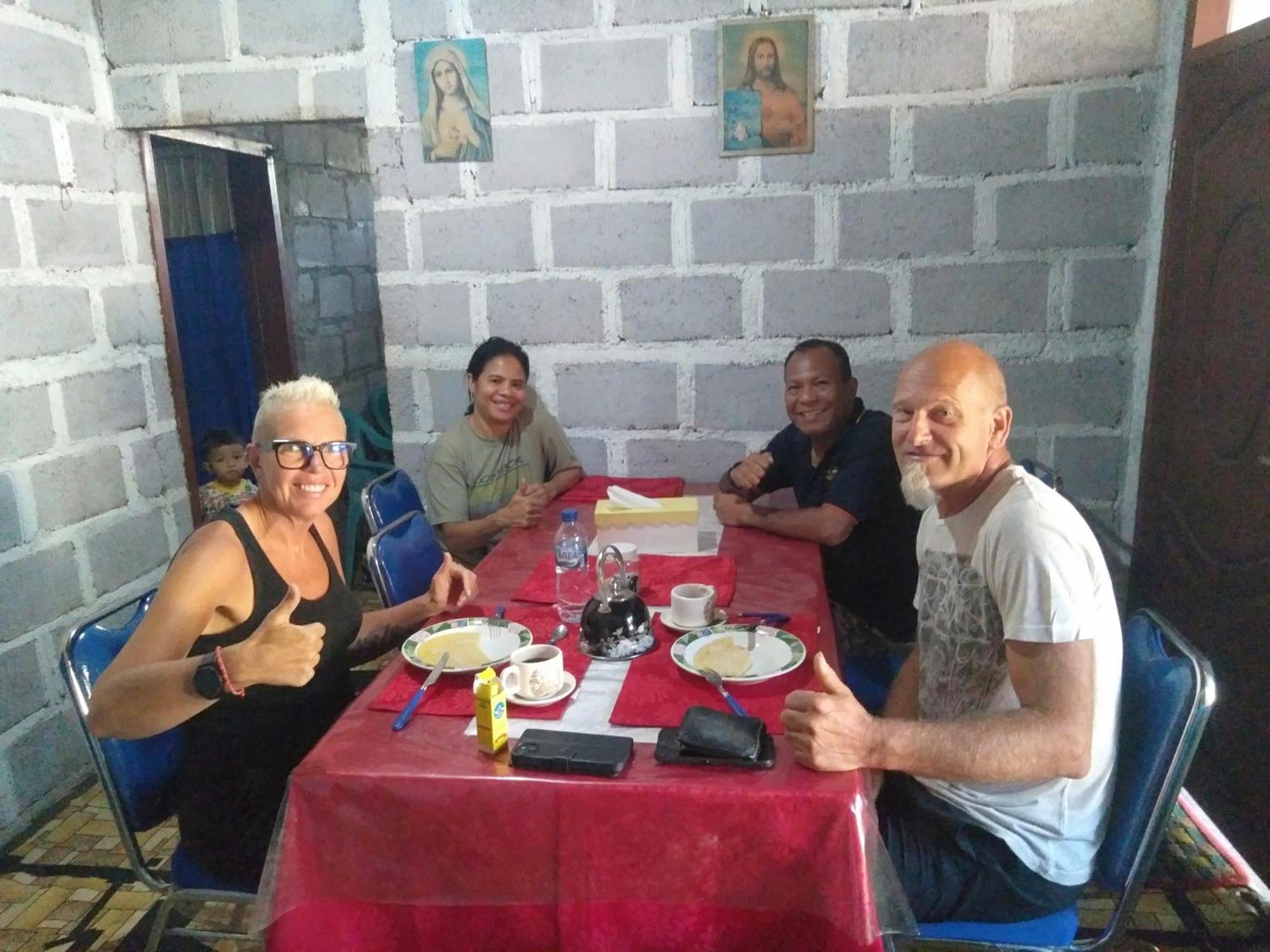 Arnolds Familly Homestay Bajawa Ngoại thất bức ảnh